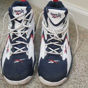 Men's 6.5 Reebok Basketball Shoes